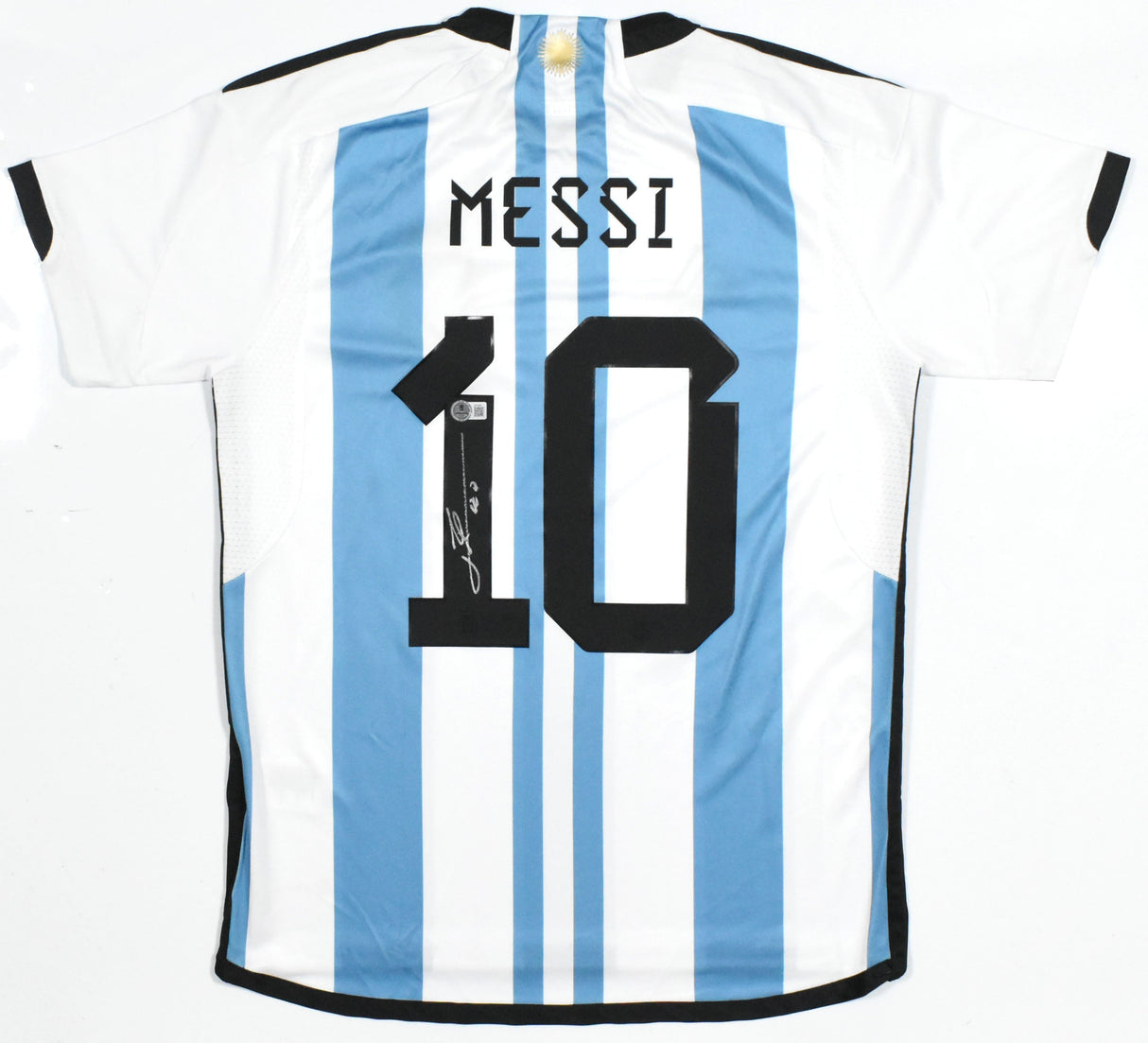 Lionel Messi Autographed Argentina Home Soccer Jersey #10 - Beckett Holo *M LOA