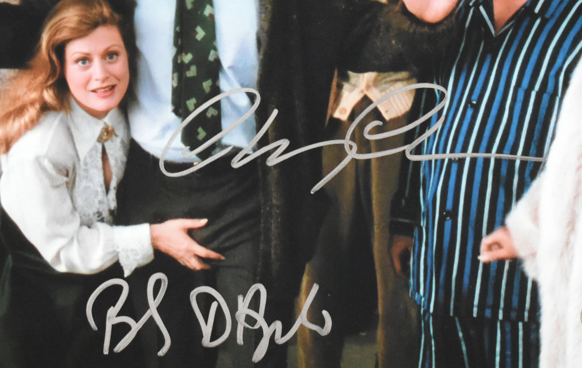 Chevy Chase Beverly D'Angelo Signed Christmas Vacation 11x14 Photo #2-Beckett W