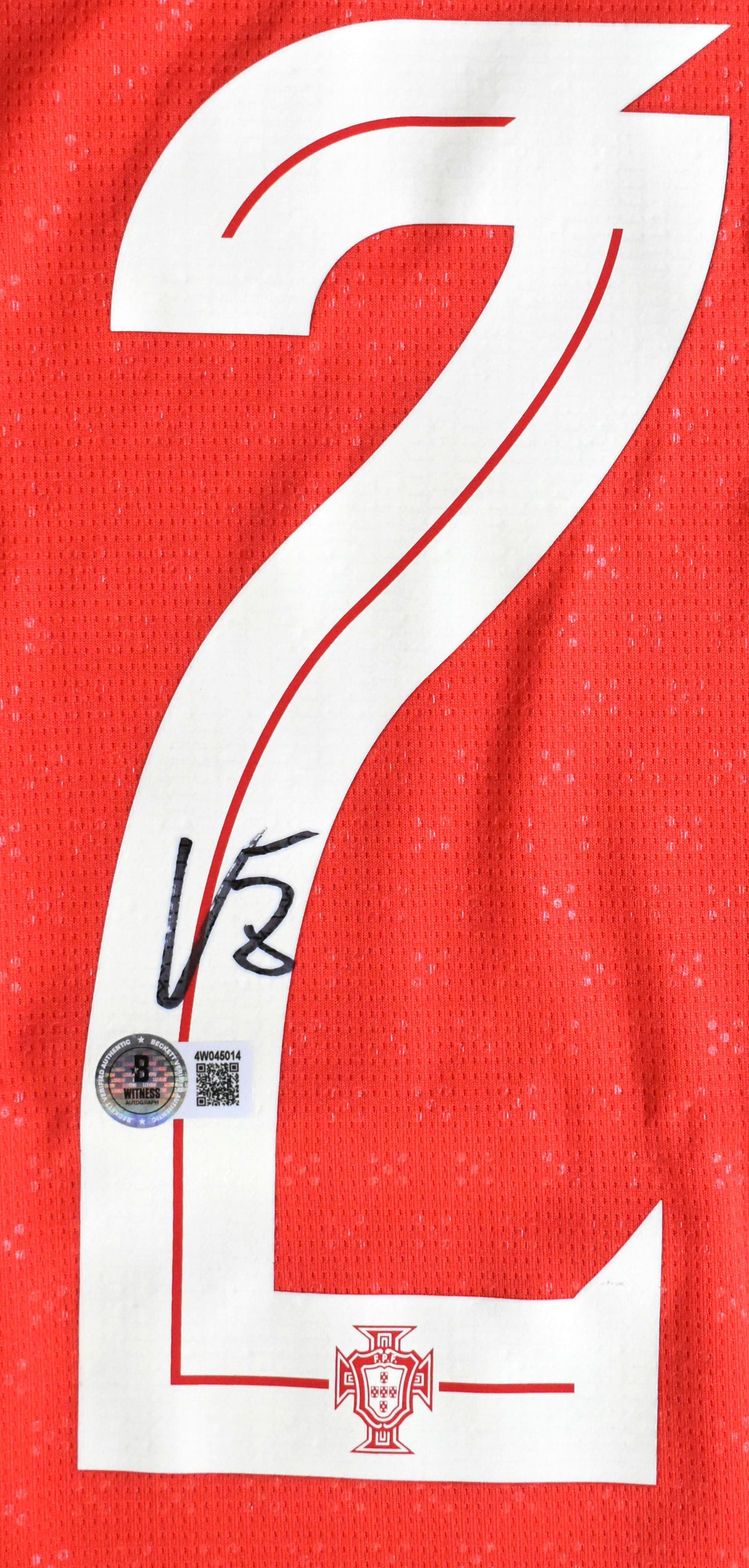 Vitinha Autographed Portugal Home Soccer Jersey #23 - Beckett W Holo *L