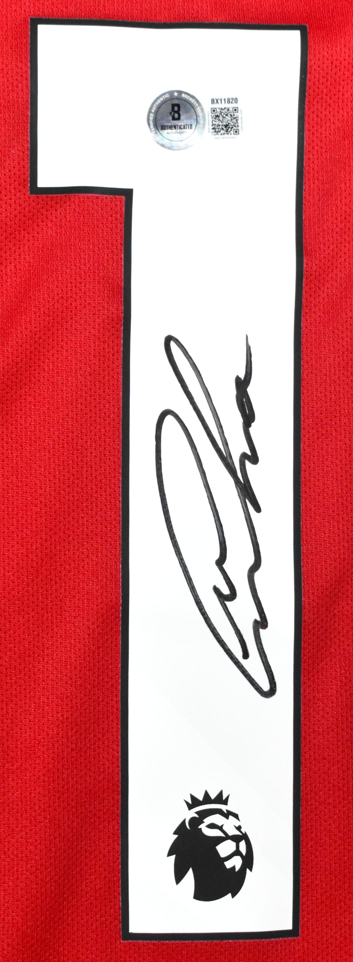 Matheus Cunha Autographed Manchester United Home Soccer Jersey #10 - Beckett *L