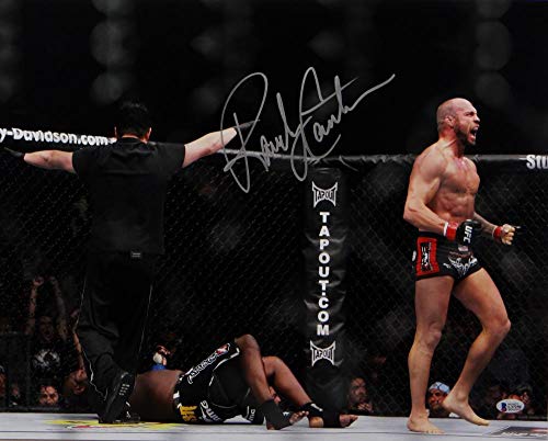 Randy Couture Autographed MMA 16x20 Knock Out Yelling Photo- Beckett Auth *Silve