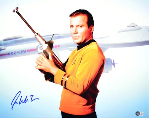 William Shatner Autographed Star Trek 16x20 w/ Space Gun Photo - Beckett W Holo