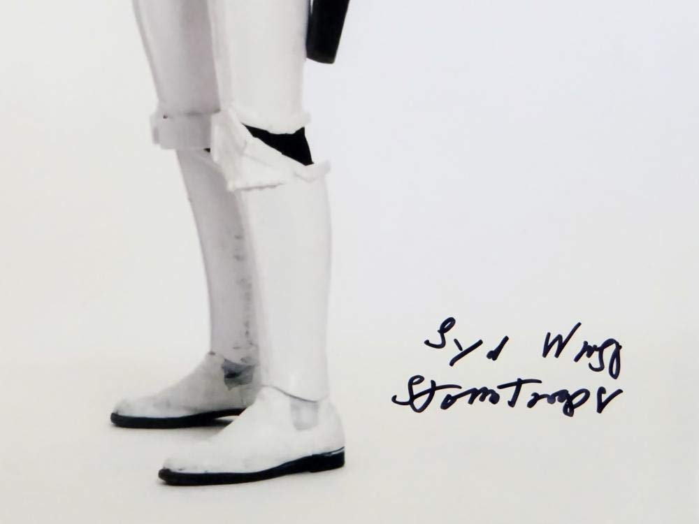 Syd Wragg Autographed Sideways Full Body 11x14 Photo w/ Insc - JSA Auth *Black