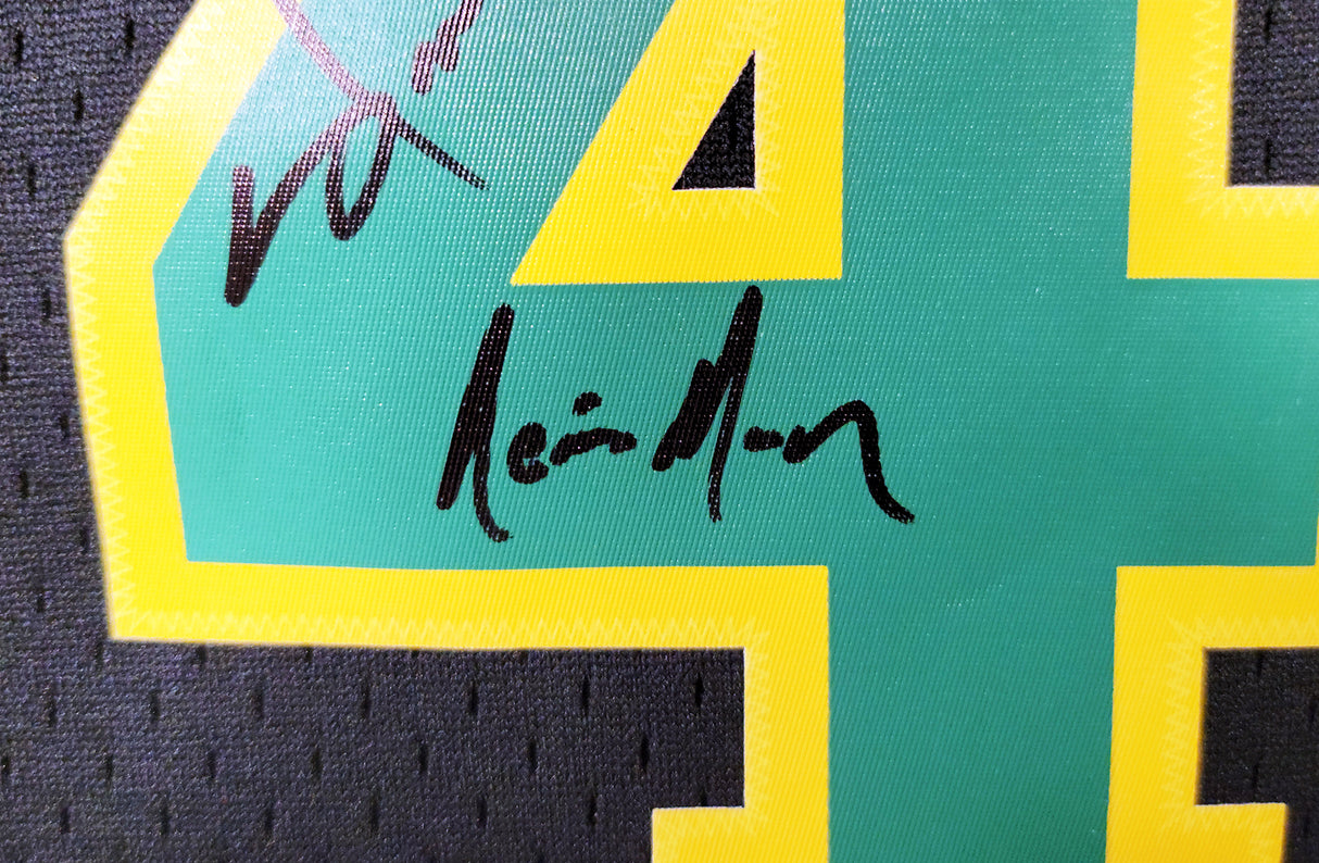 Seattle Supersonics Shawn Kemp Autographed Black Authentic Mitchell & Ness Hardwood Classics Swingman Jersey Size M Signed On Front "Reign Man" MCS Holo Stock #203433