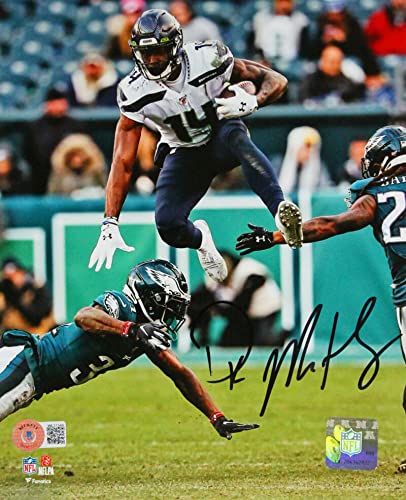 DK Metcalf Autographed Seattle Seahawks 8x10 v. Eagles FP Photo-Beckett W Holo
