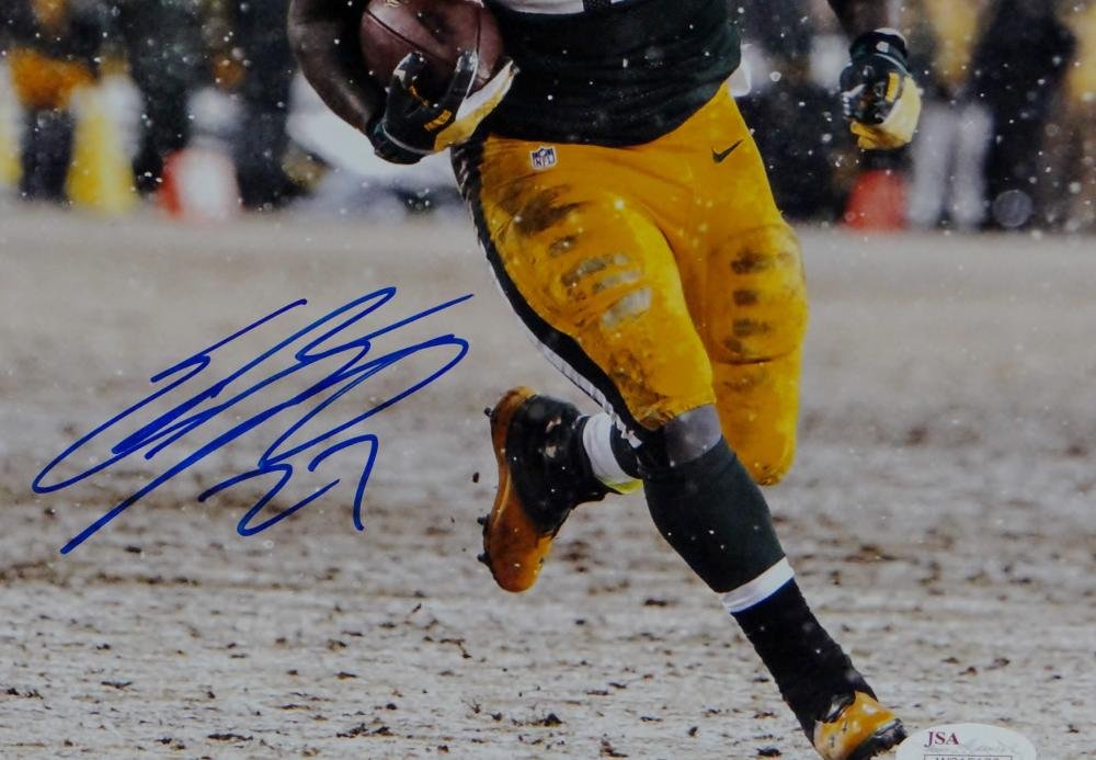 Eddie Lacy Autographed *Blue Green Bay Packers 8x10 In Snow Photo- JSA W Auth