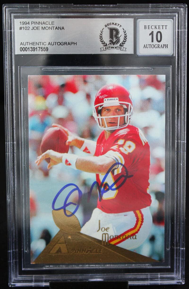 1994 Pinnacle #102 Joe Montana Auto Kansas City Chiefs BGS Autograph 10