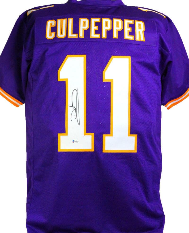 Daunte Culpepper Autographed Purple Pro Style Jersey- Beckett Witness Auth *L1