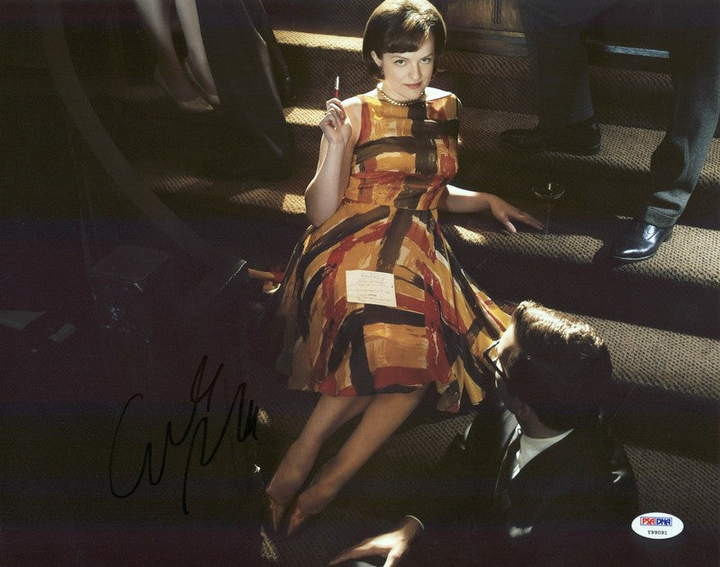 Elisabeth Moss Mad Men Signed Authentic 11X14 Photo Autographed PSA/DNA #Y99091