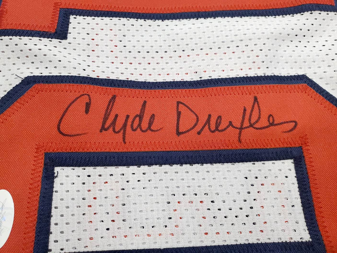 Team USA Clyde Drexler Autographed White Jersey JSA Stock #197003