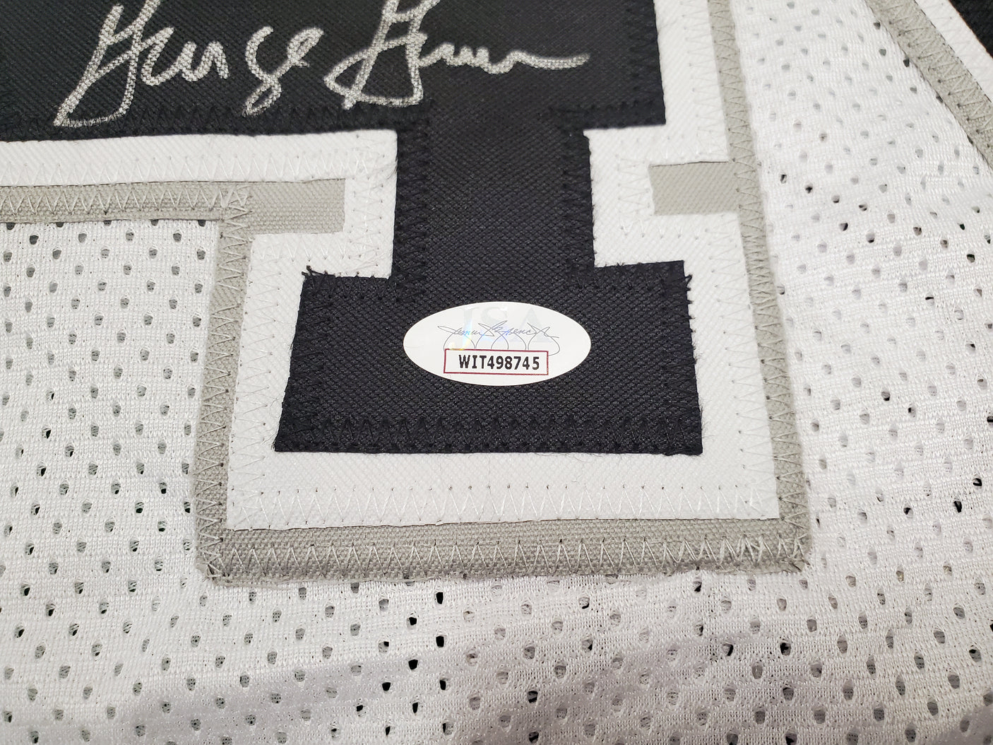 San Antonio Spurs George Gervin Autographed White Jersey JSA Stock #197001