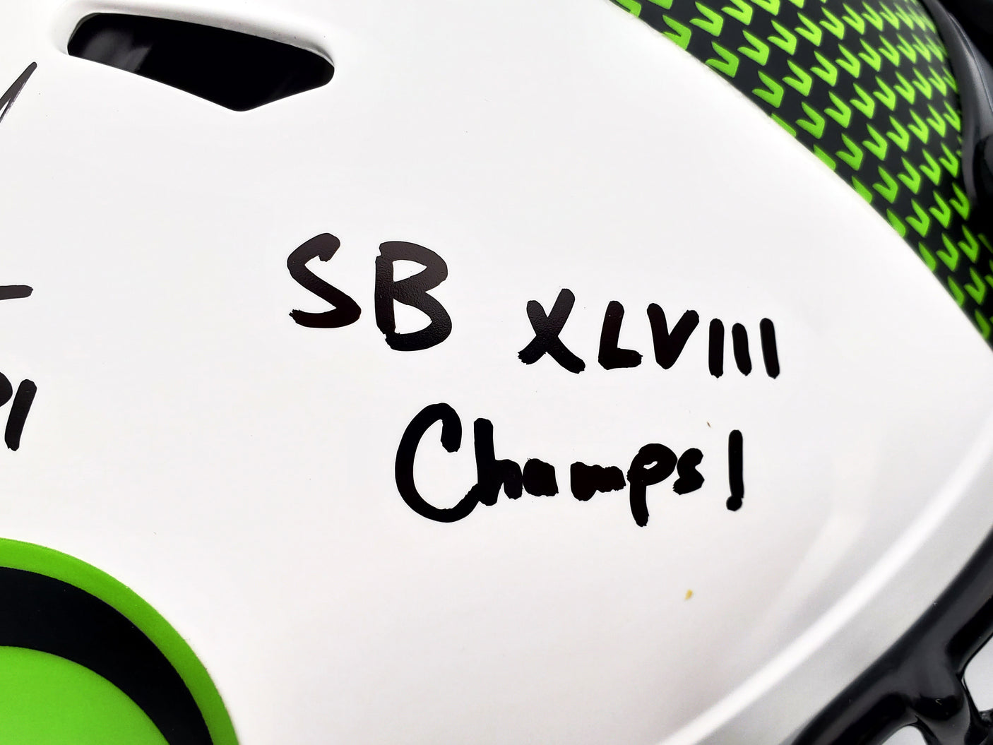 Kam Chancellor Autographed Seattle Seahawks Lunar Eclipse White Full Size Authentic Speed Helmet "SB Champs" MCS Holo Stock #197179