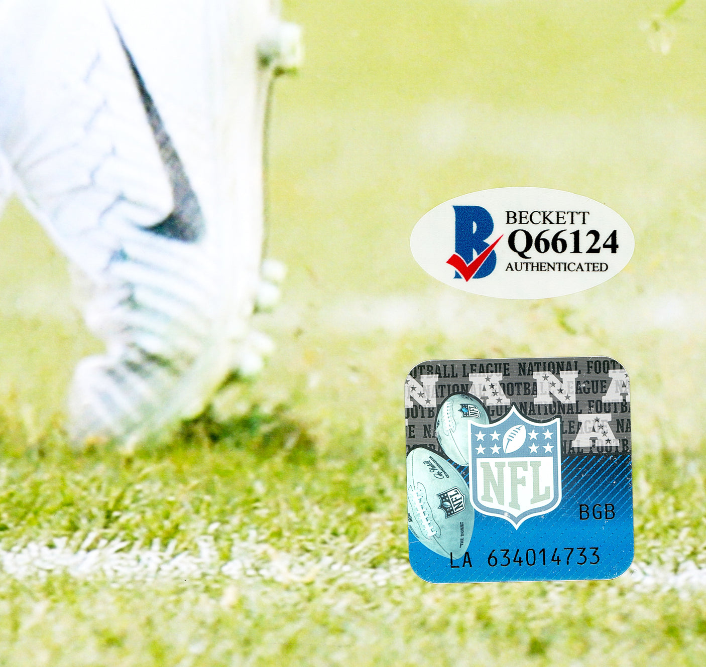 Khalil Mack Autographed 16x20 Photo Chicago Bears Fanatics Holo Stock #234646