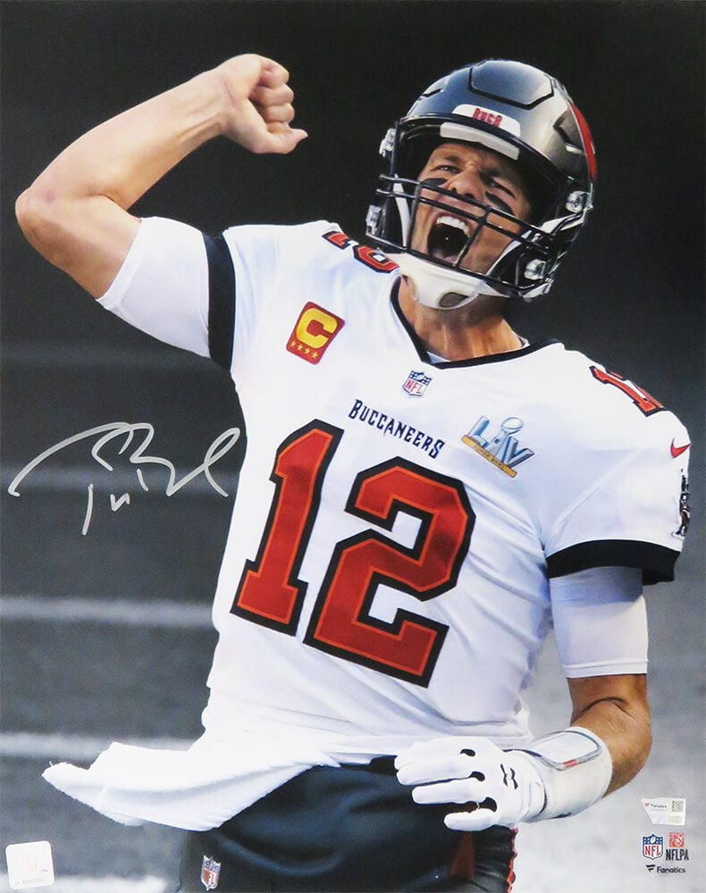 Tom Brady Signed Tampa Bay Buccaneers Fist Pump Spotlight 16x20 Photo - (Fanatics)