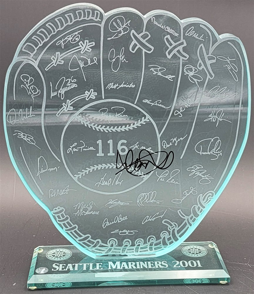 Ichiro Suzuki Autographed 2001 Commemorative 116 Wins Trophy Seattle Mariners IS Holo SKU #209077