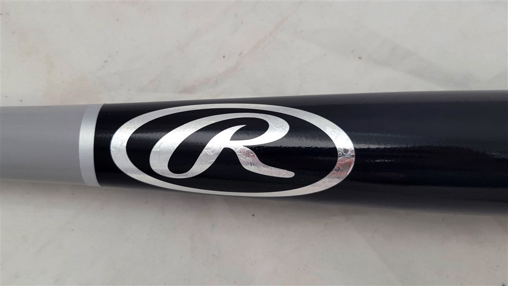 Miguel Vargas Autographed Black Rawlings Bat Los Angeles Dodgers "1st MLB Hit 8/3/22" Beckett BAS Witness #WZ59384