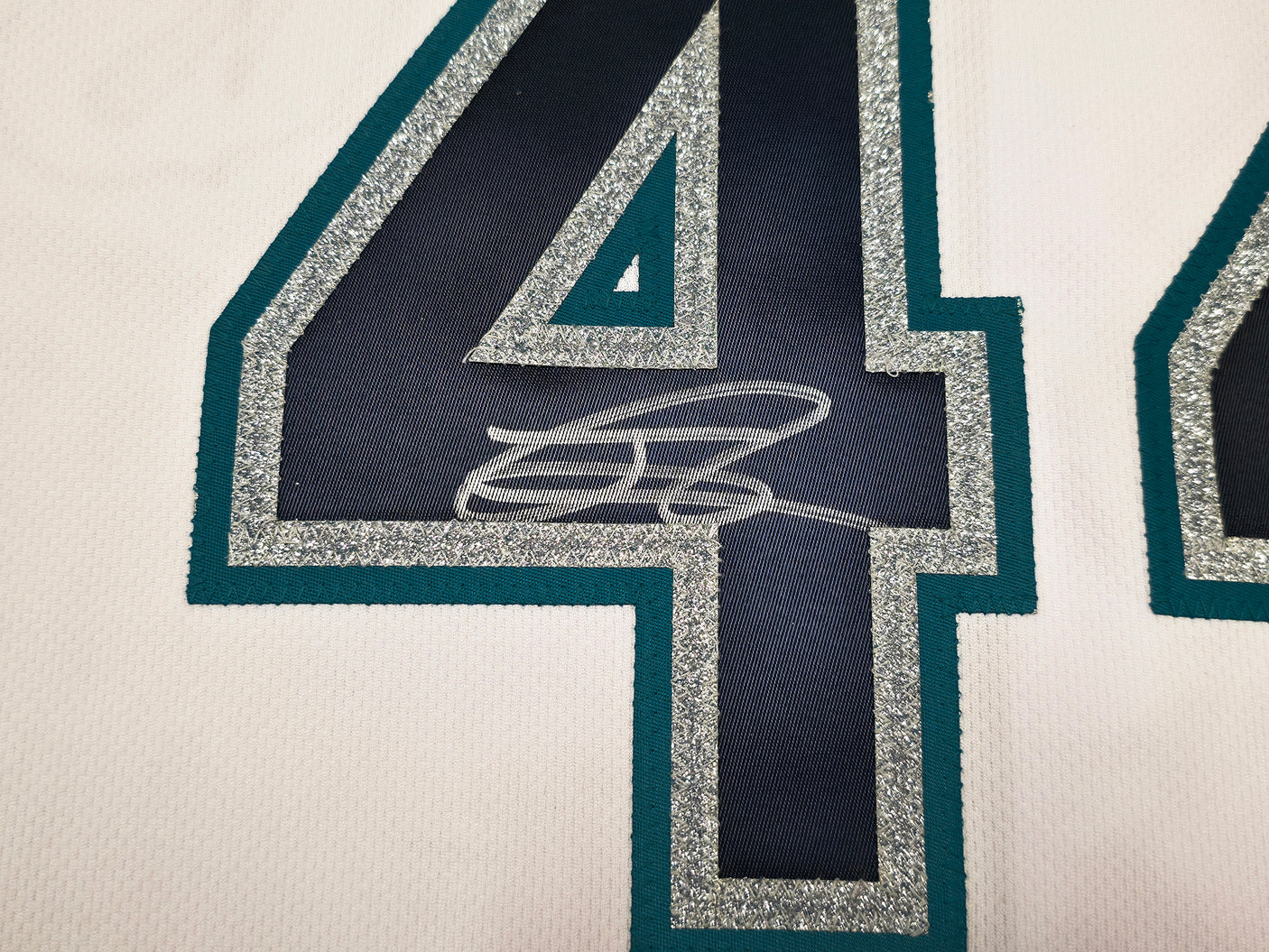 Seattle Mariners Julio Rodriguez Autographed White Nike Authentic Collection Jersey Size 48 Beckett BAS Witness Stock #252428