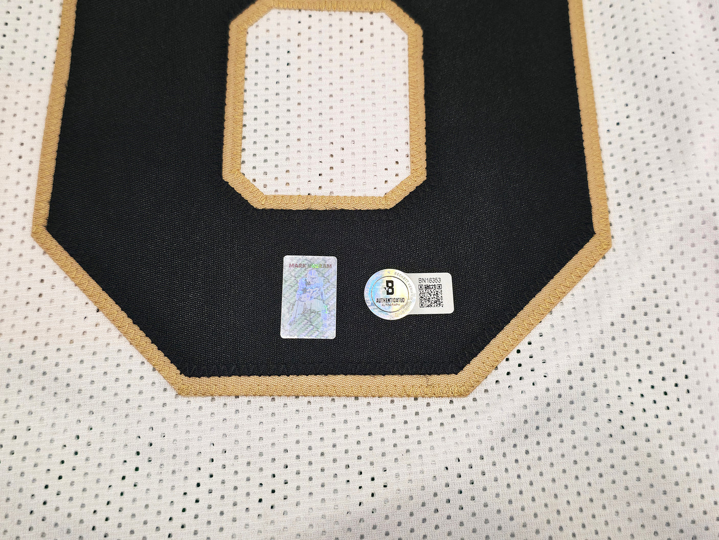 New Orleans Saints Mark Ingram Autographed White Jersey Beckett BAS QR Stock #253482