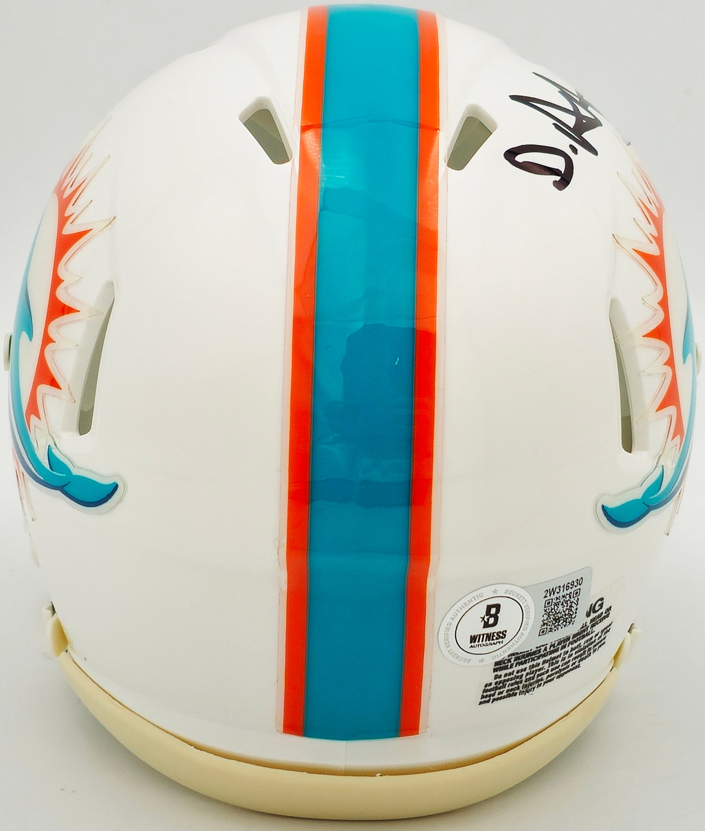 De'Von Achane Autographed Miami Dolphins White Speed Mini Helmet Beckett BAS Witness Stock #235091