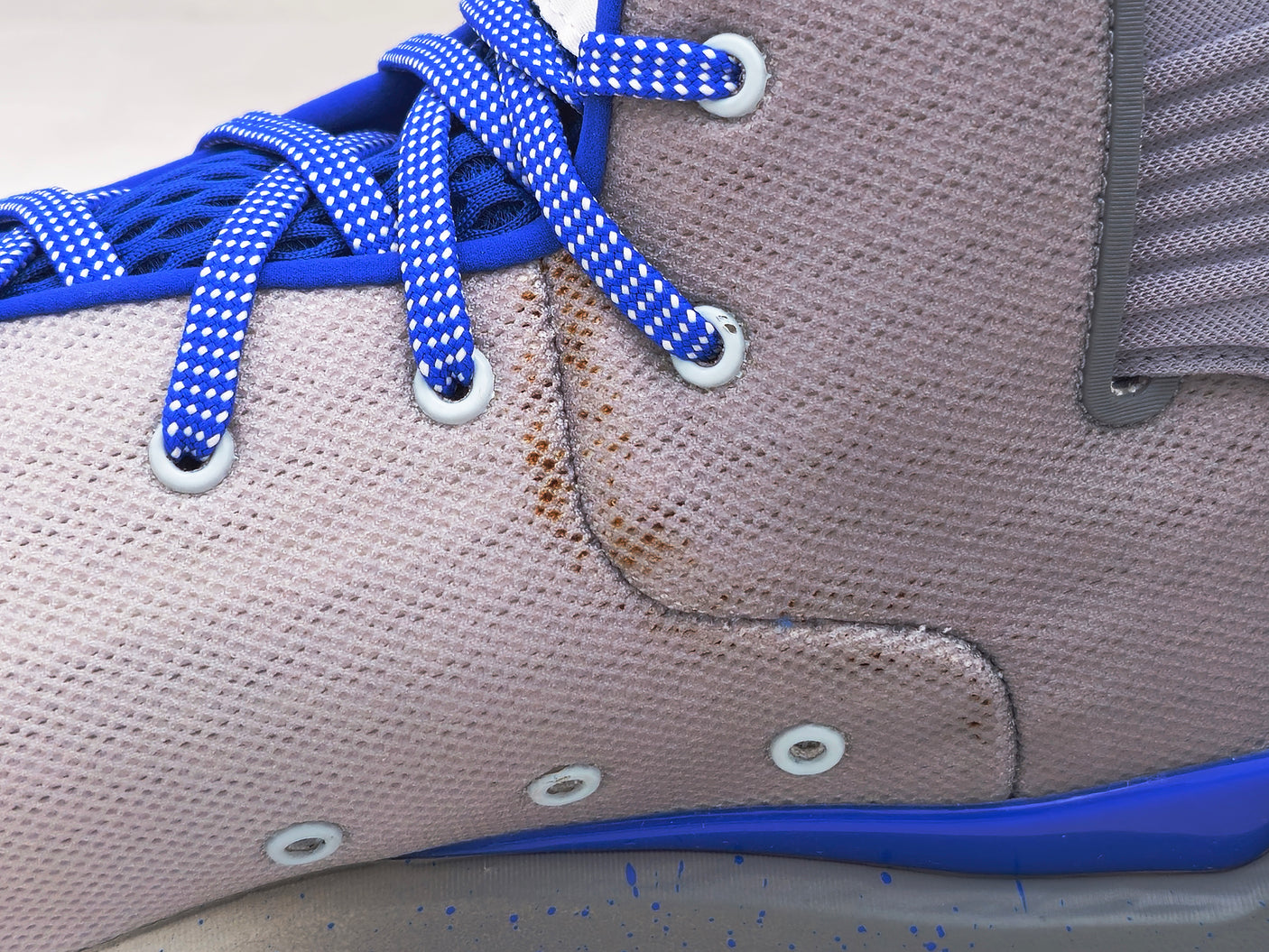 Stephen Curry Autographed Grey Under Armour Curry 3 Shoe Golden State Warriors Size 13 JSA Stock #221514