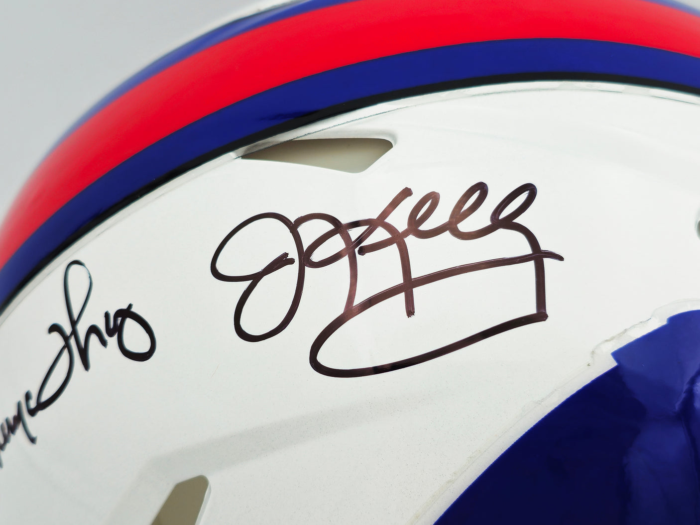 Jim Kelly, Thurman Thomas & Andre Reed Autographed Buffalo Bills Team Greats White Full Size Speed Authentic Helmet Beckett BAS Witness Stock #236170