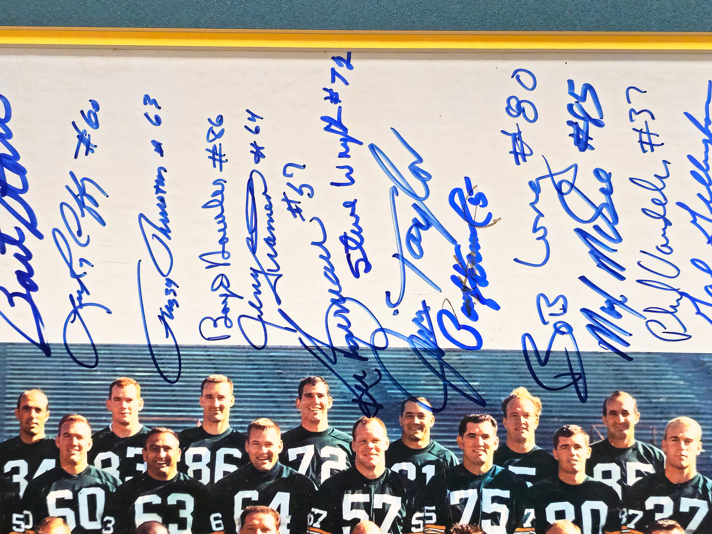 1966 Green Bay Packers Team Signed Autographed Framed 16x20 Photo With 34 Signatures Including Bart Starr Beckett BAS #AD78728