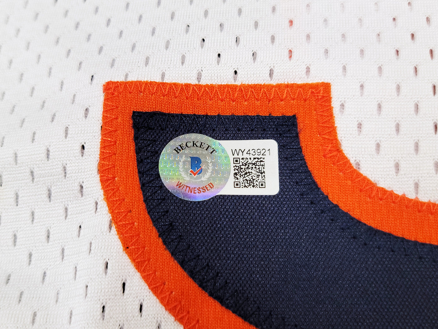 Chicago Bears Dick Butkus Autographed White Jersey Beckett BAS Witness Stock #210525