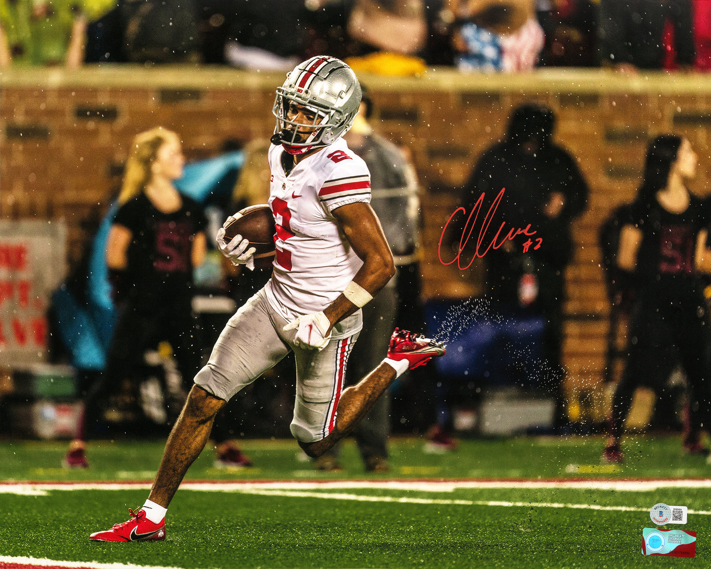 Chris Olave Autographed 16x20 Photo Ohio State Buckeyes Beckett BAS QR Stock #222851