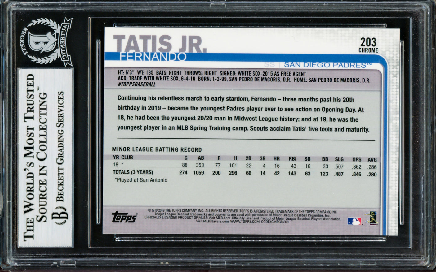 Fernando Tatis Jr. Autographed 2019 Topps Chrome Rookie Card #203 San Diego Padres Beckett BAS Stock #211238