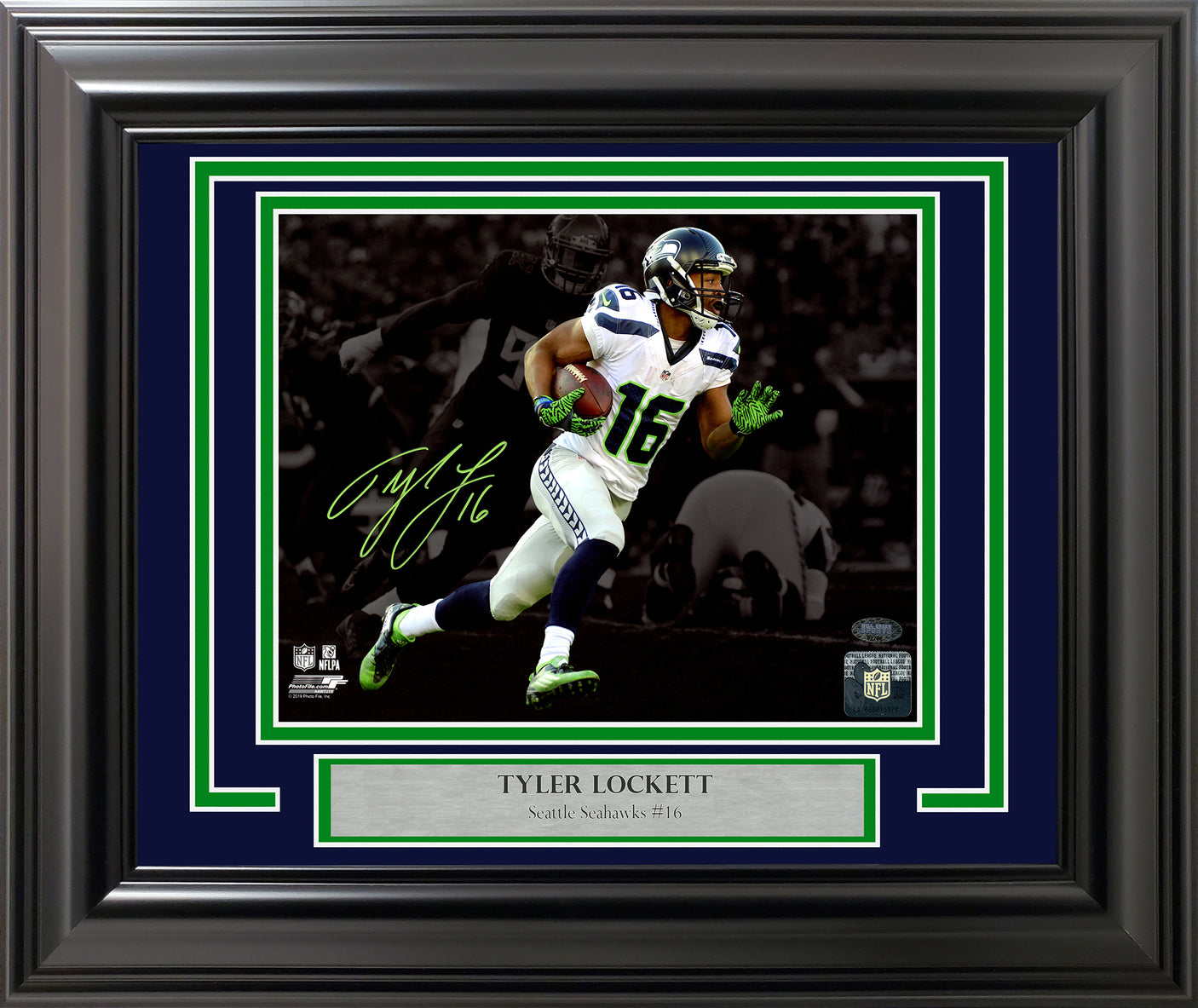 Tyler Lockett Autographed Framed 8x10 Photo Seattle Seahawks Spotlight MCS Holo Stock #210977
