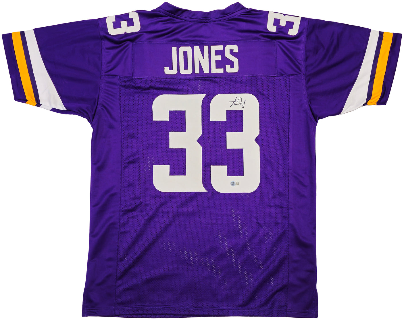 Minnesota Vikings Aaron Jones Autographed Purple Jersey Beckett BAS Witness Stock #238330