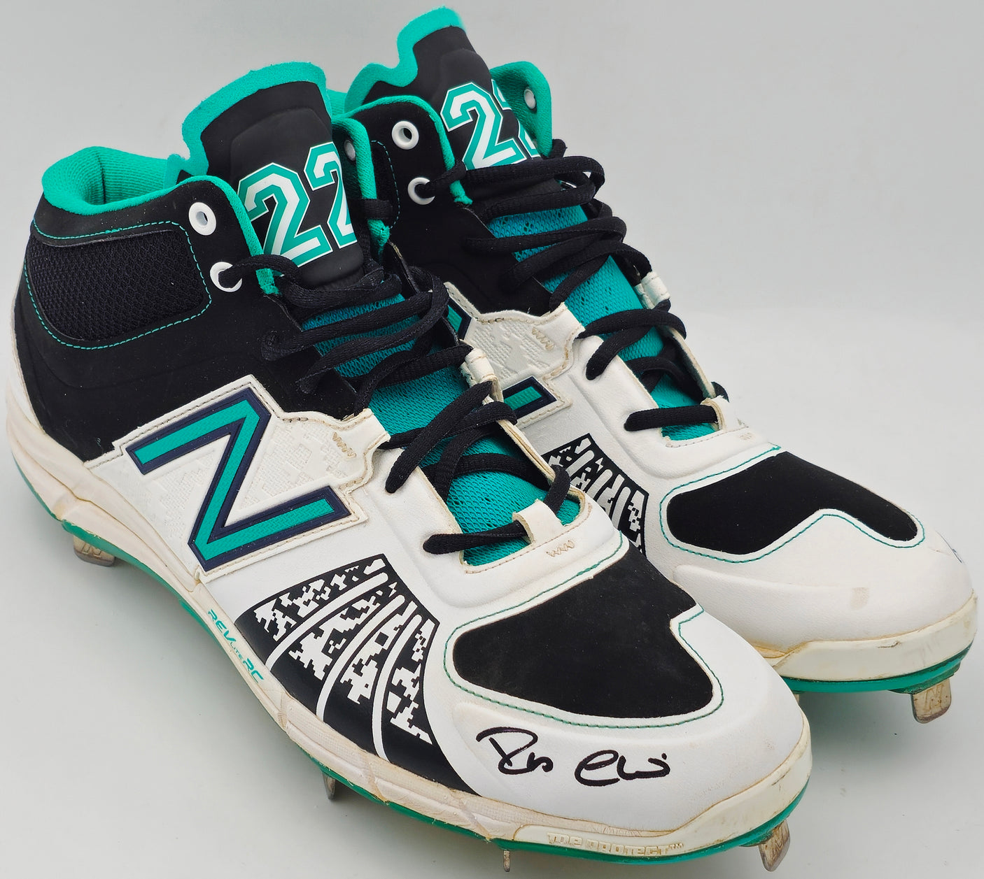 Robinson Cano Autographed Pair of Game Used Teal, White & Black New Balance Revlite Cleats Seattle Mariners PSA/DNA #7A96579 & 7A96580