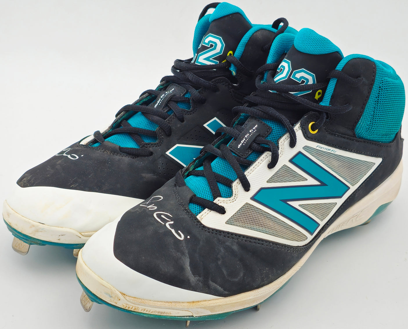 Robinson Cano Autographed Pair of Game Used Black & Teal New Balance Revlite Cleats Seattle Mariners PSA/DNA #7A96543 & 7A96544