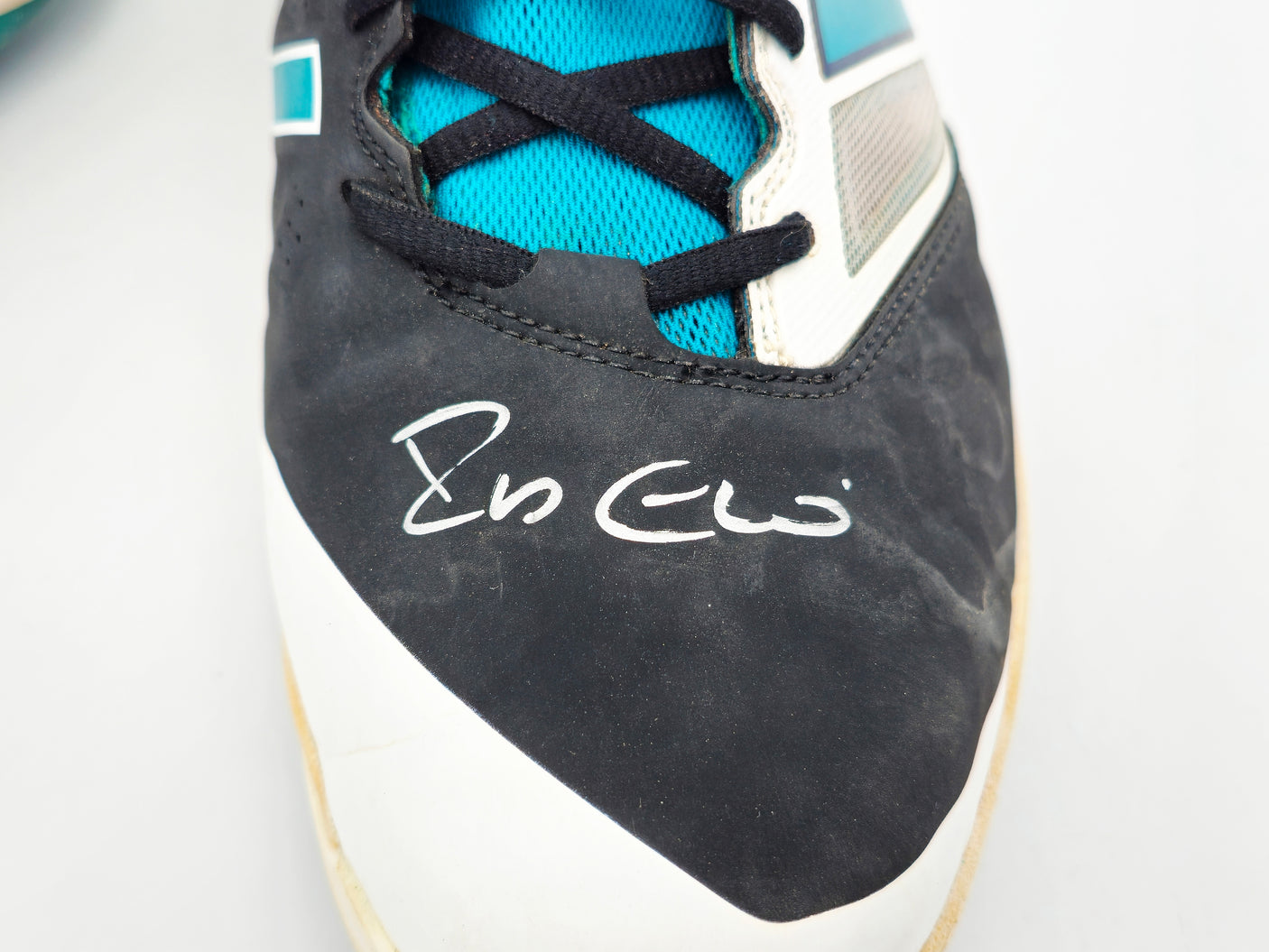 Robinson Cano Autographed Pair of Game Used Black & Teal New Balance Revlite Cleats Seattle Mariners PSA/DNA #7A96543 & 7A96544