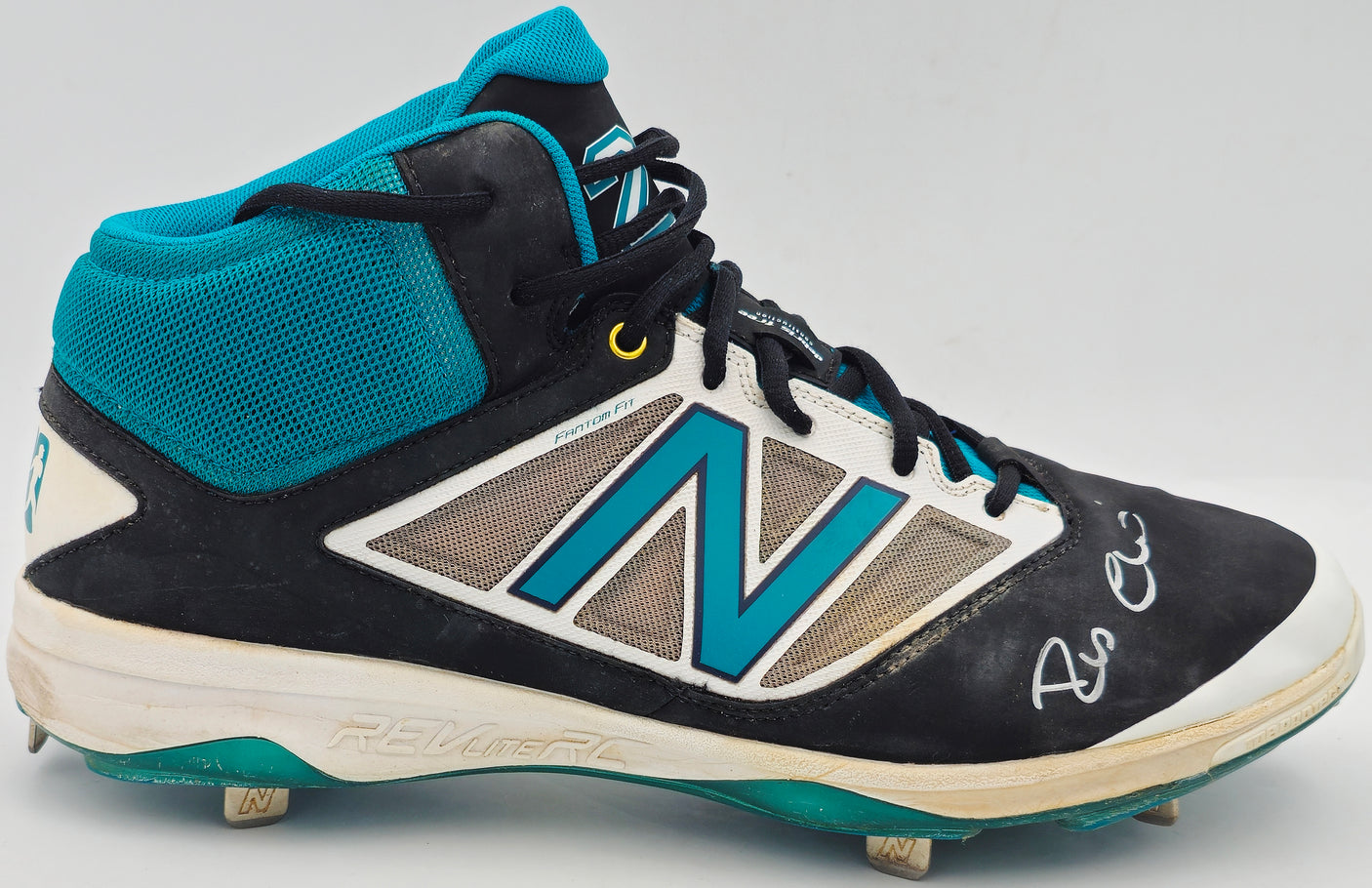 Robinson Cano Autographed Pair of Game Used Teal, White & Black New Balance Revlite Cleats Seattle Mariners PSA/DNA #7A96599 & 7A96600