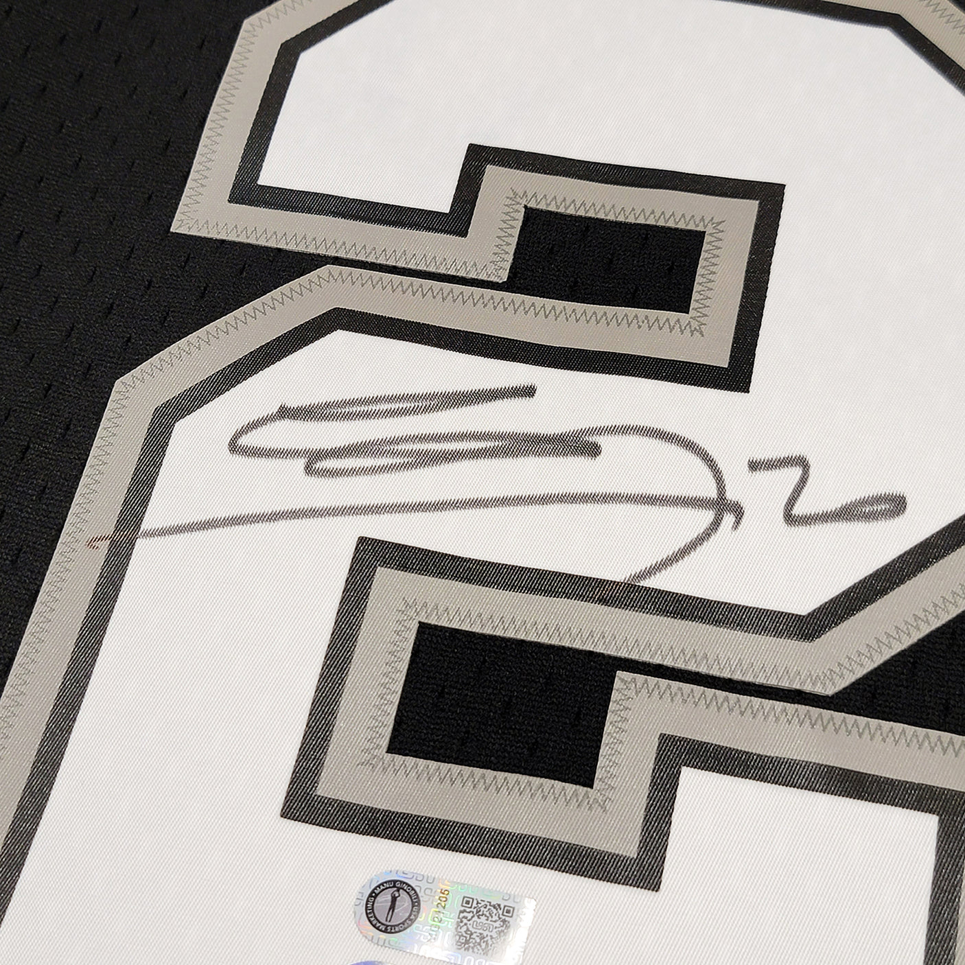 San Antonio Spurs Manu Ginobili Autographed Black Authentic Mitchell & Ness Swingman Jersey Size L Beckett BAS Witness Stock #211906