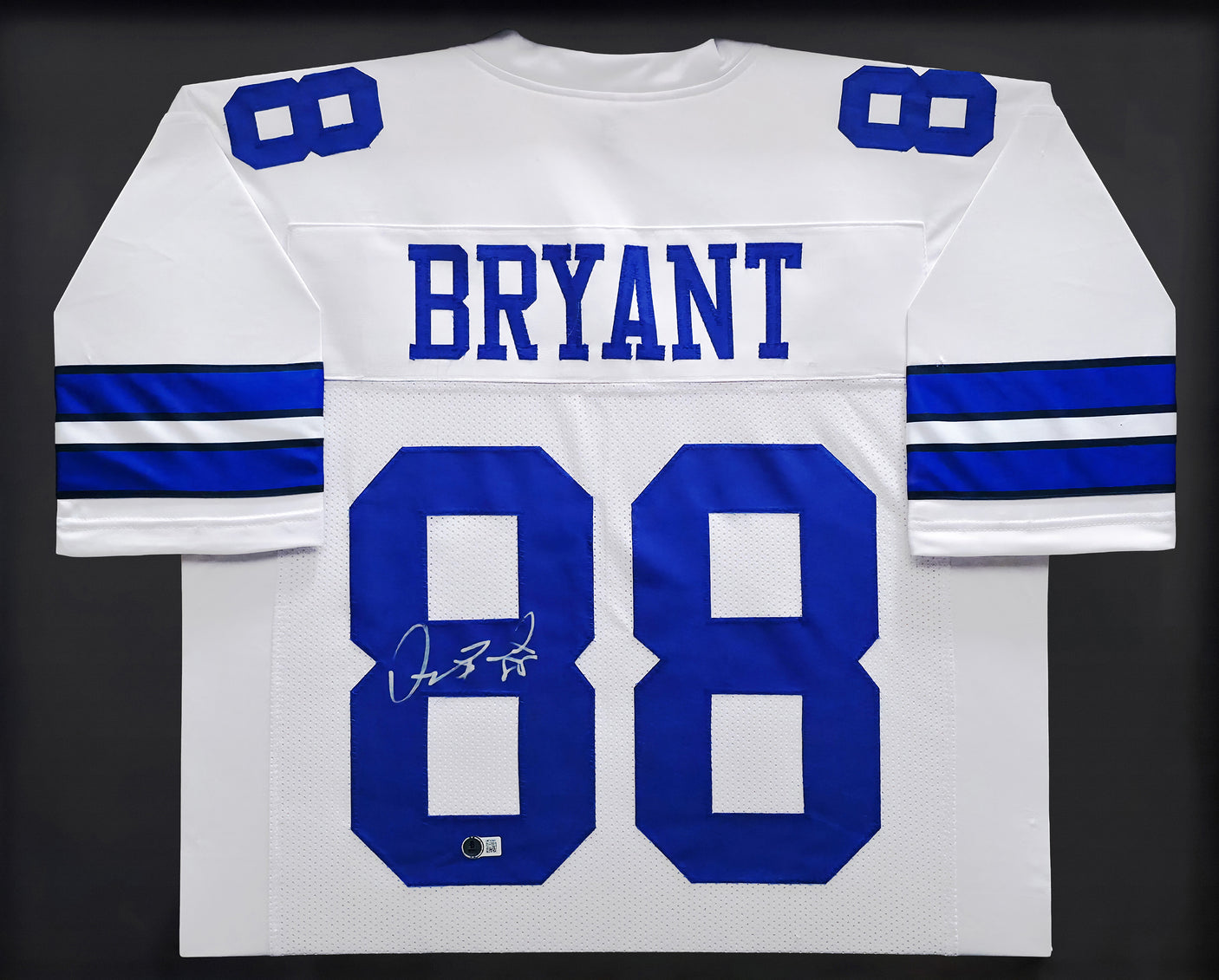Dallas Cowboys Dez Bryant Autographed Framed White Jersey Beckett BAS Witness Stock #239061