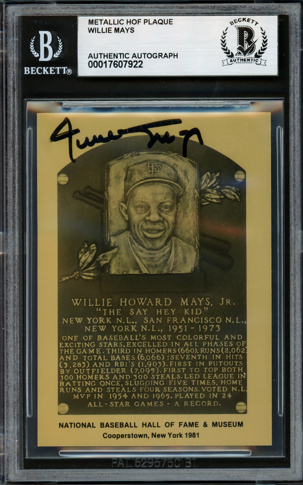 Willie Mays Autographed Metallic HOF Plaque Card San Francisco Giants Beckett BAS #17607922