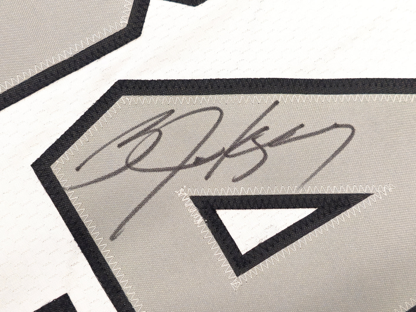Oakland Raiders Bo Jackson Autographed White Pro Cut Jersey Beckett BAS Witness Stock #226321