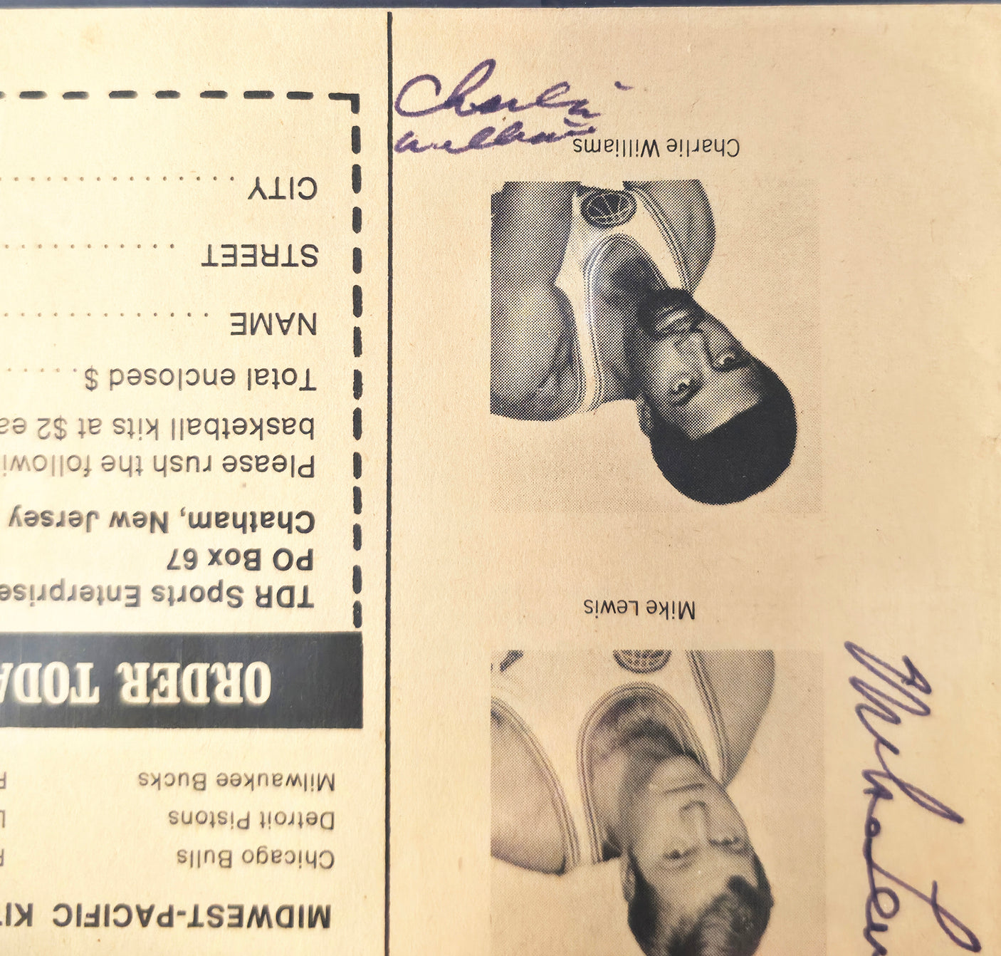 John Brisker Autographed 1970-71 8x11 Magazine Page Photo Pittsburgh Condors With 4 Total Signatures Beckett BAS #17402417