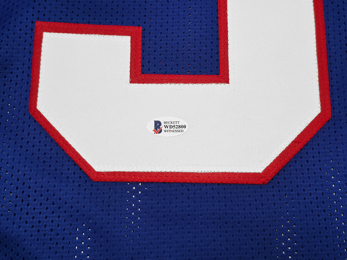 New York Giants Lawrence Taylor Autographed Blue Jersey Beckett BAS Witness Stock #241448