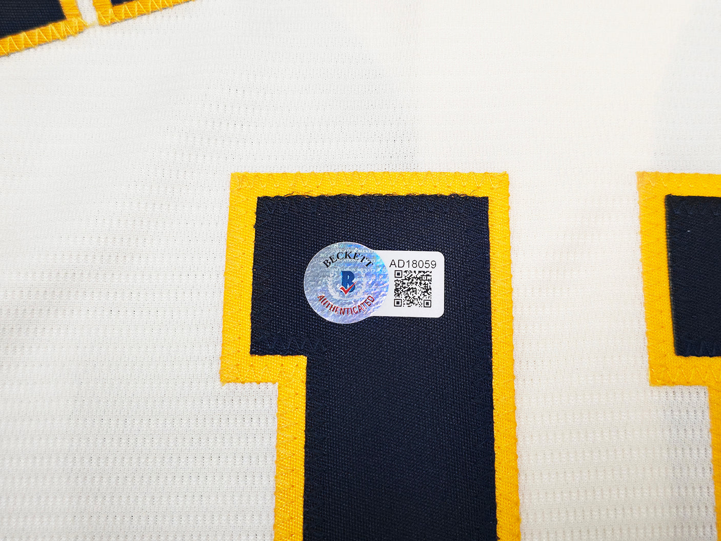 Milwaukee Brewers Jackson Chourio Autographed Cream Nike Jersey Size XL Beckett BAS QR Stock #241636