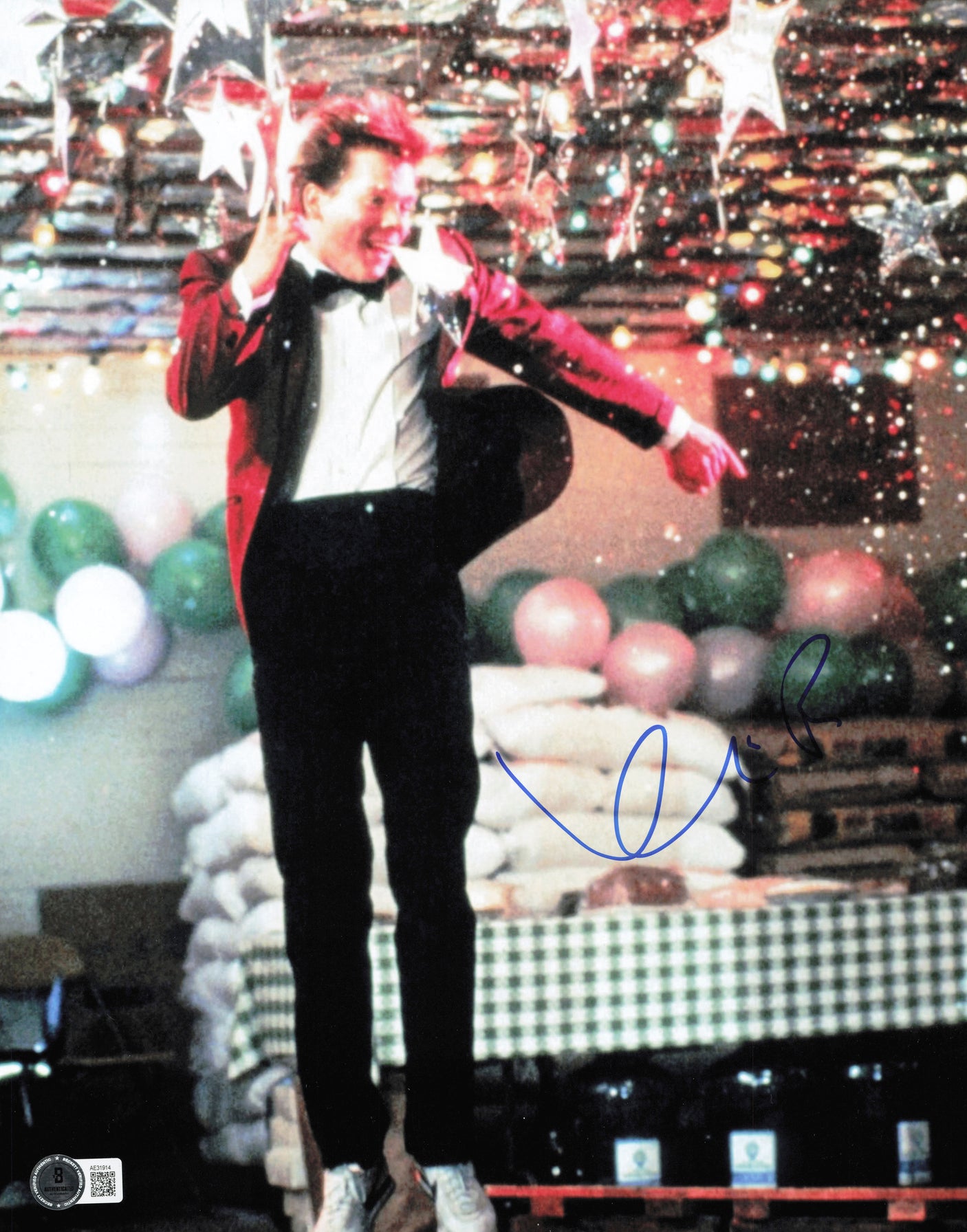 Kevin Bacon Autographed 11x14 Photo Footloose Beckett BAS QR #AE31914