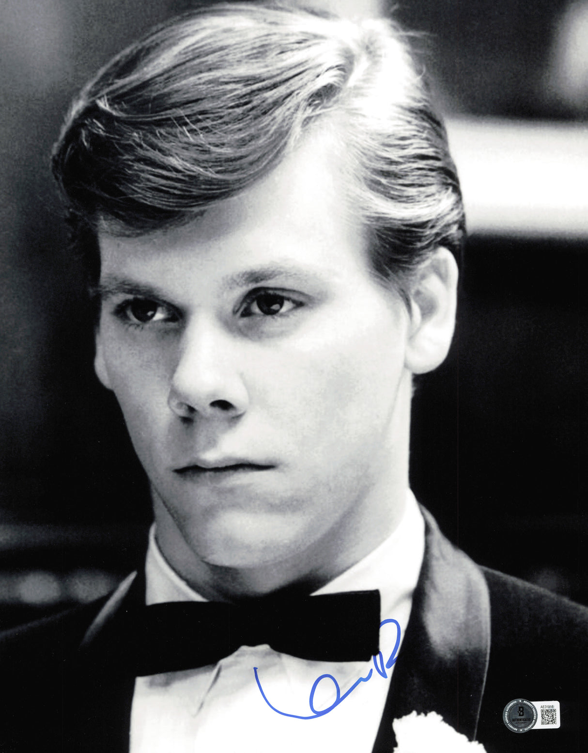 Kevin Bacon Autographed 11x14 Photo Diner Beckett BAS QR #AE31916