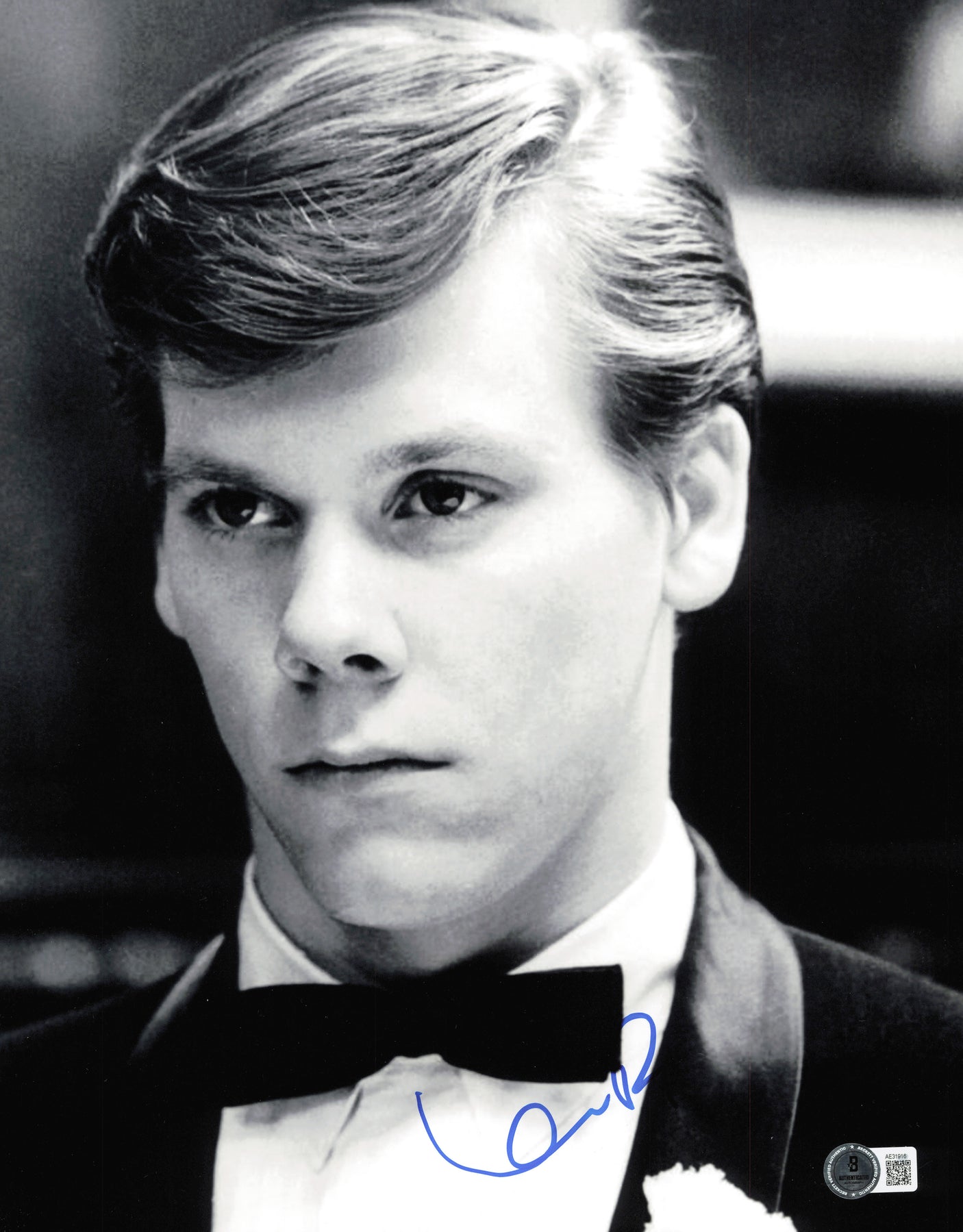 Kevin Bacon Autographed 11x14 Photo Diner Beckett BAS QR #AE31916