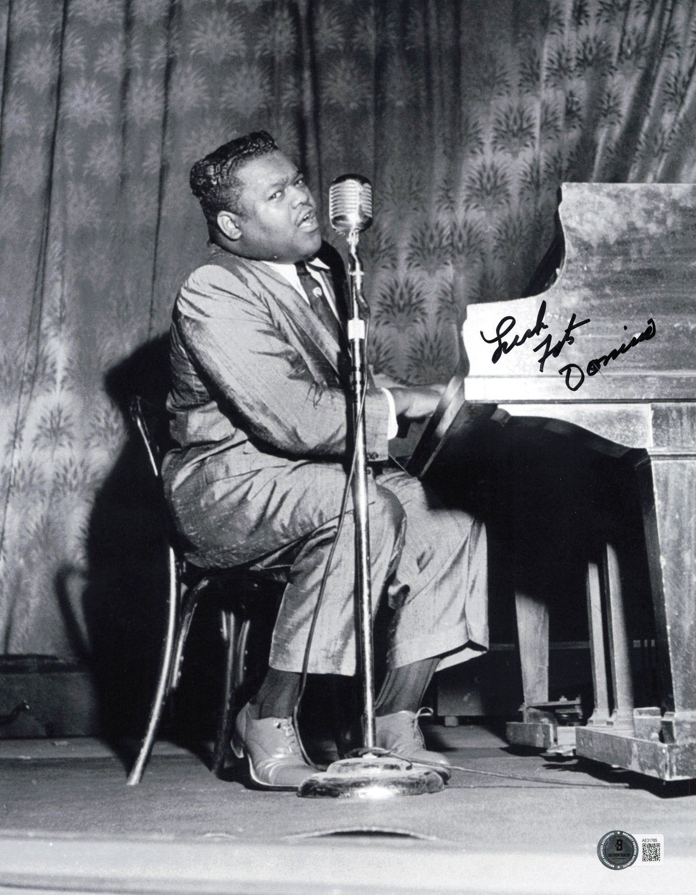 Fats Domino Autographed 11x14 Photo Beckett BAS QR #AE31765