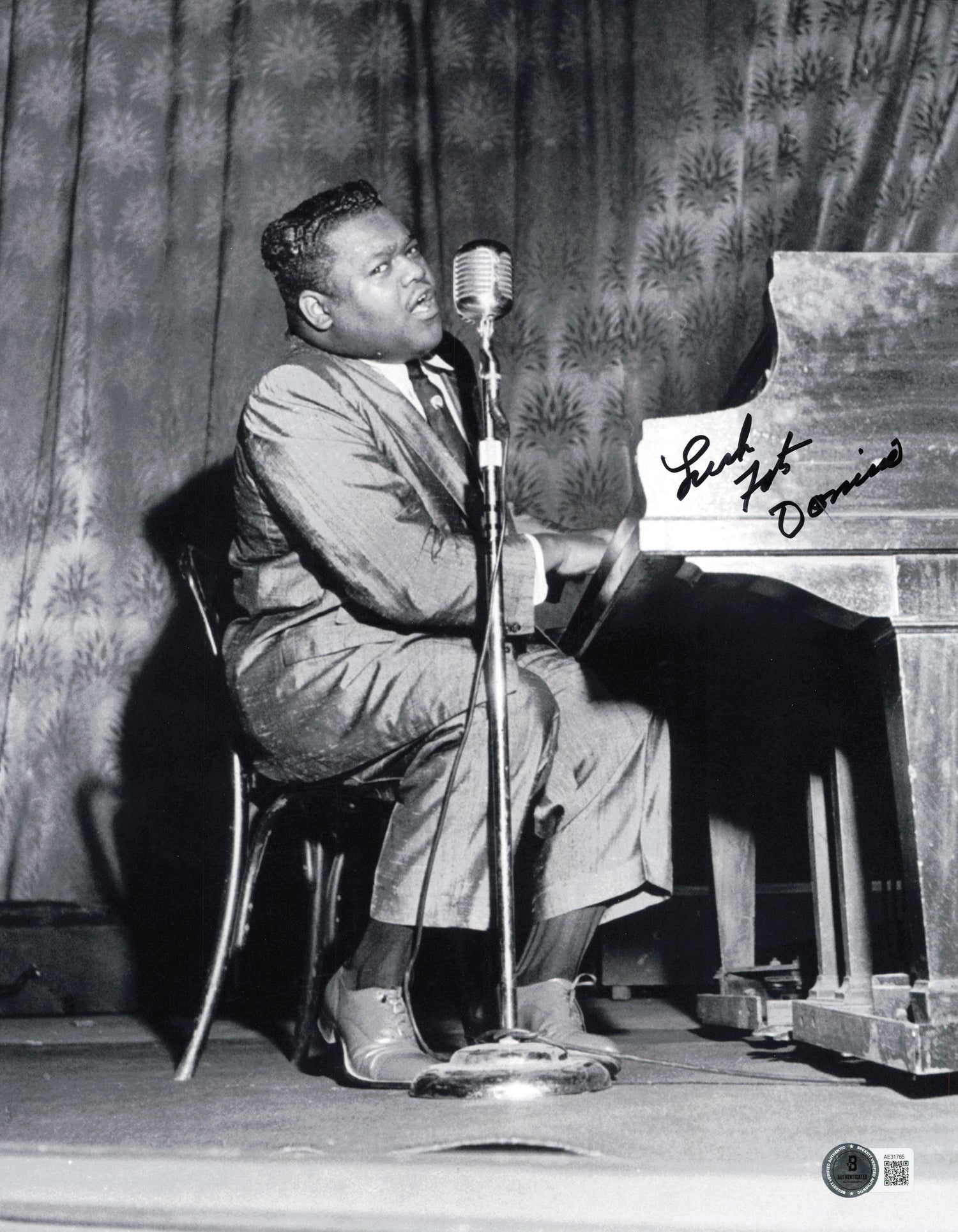 Fats Domino Autographed 11x14 Photo Beckett BAS QR #AE31765