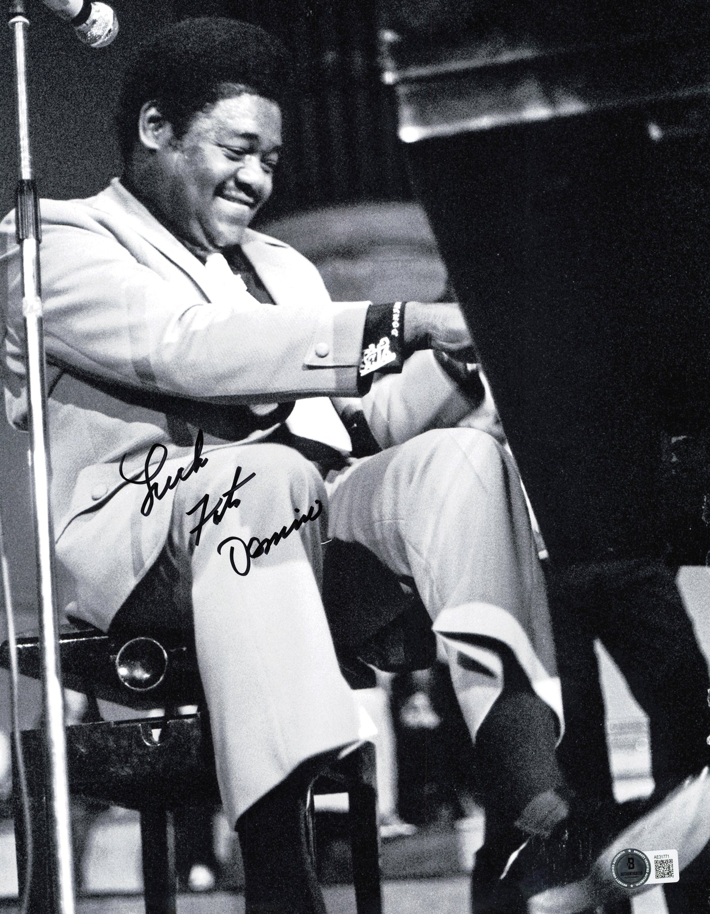 Fats Domino Autographed 11x14 Photo Beckett BAS QR #AE31771