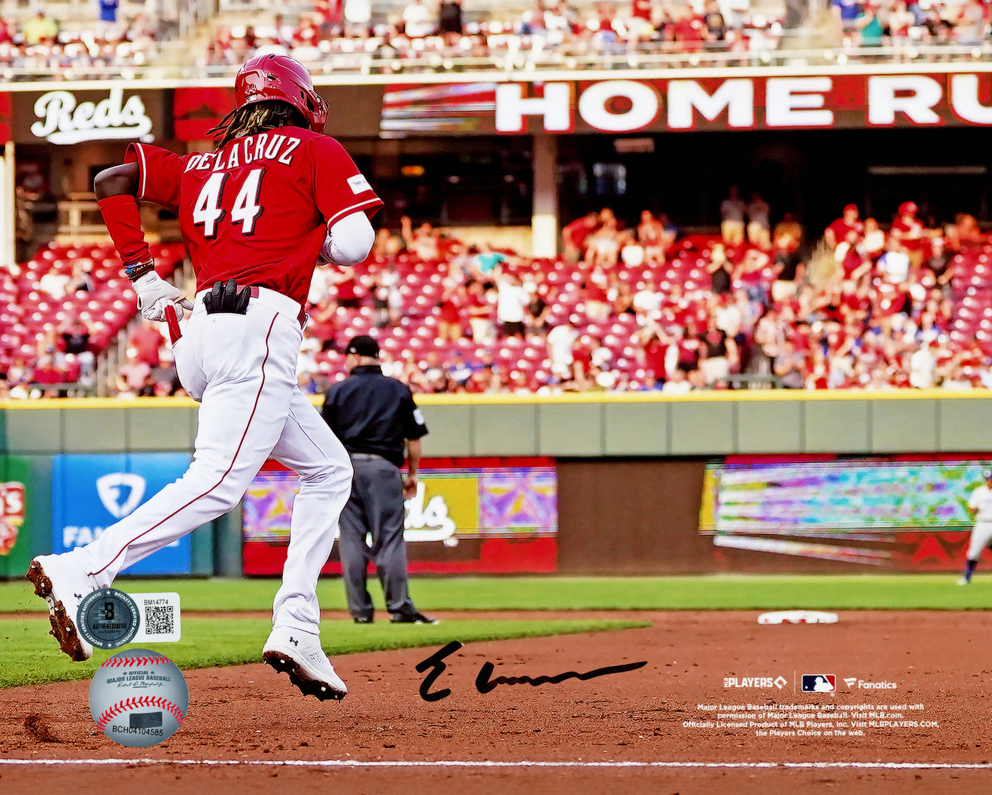 Elly De La Cruz Autographed 8x10 Photo Cincinnati Reds Home Run Trot Beckett BAS QR Stock #230100