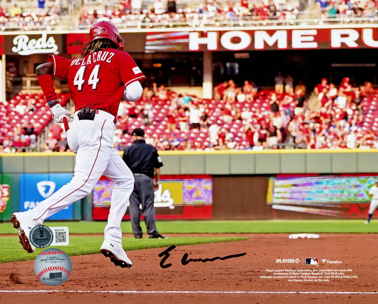 Elly De La Cruz Autographed 8x10 Photo Cincinnati Reds Home Run Trot Beckett BAS QR Stock #230100